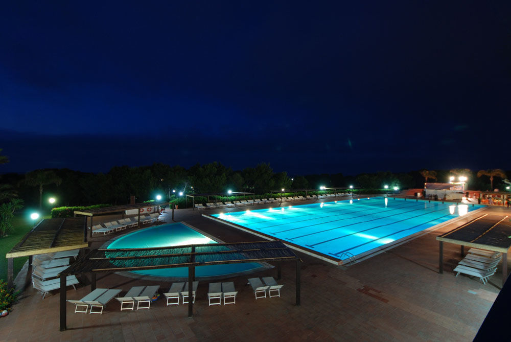 Hotel Club Santa Sabina Torre Santa Sabina Exteriör bild